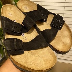Birkenstock size 13 only worn 3 times.